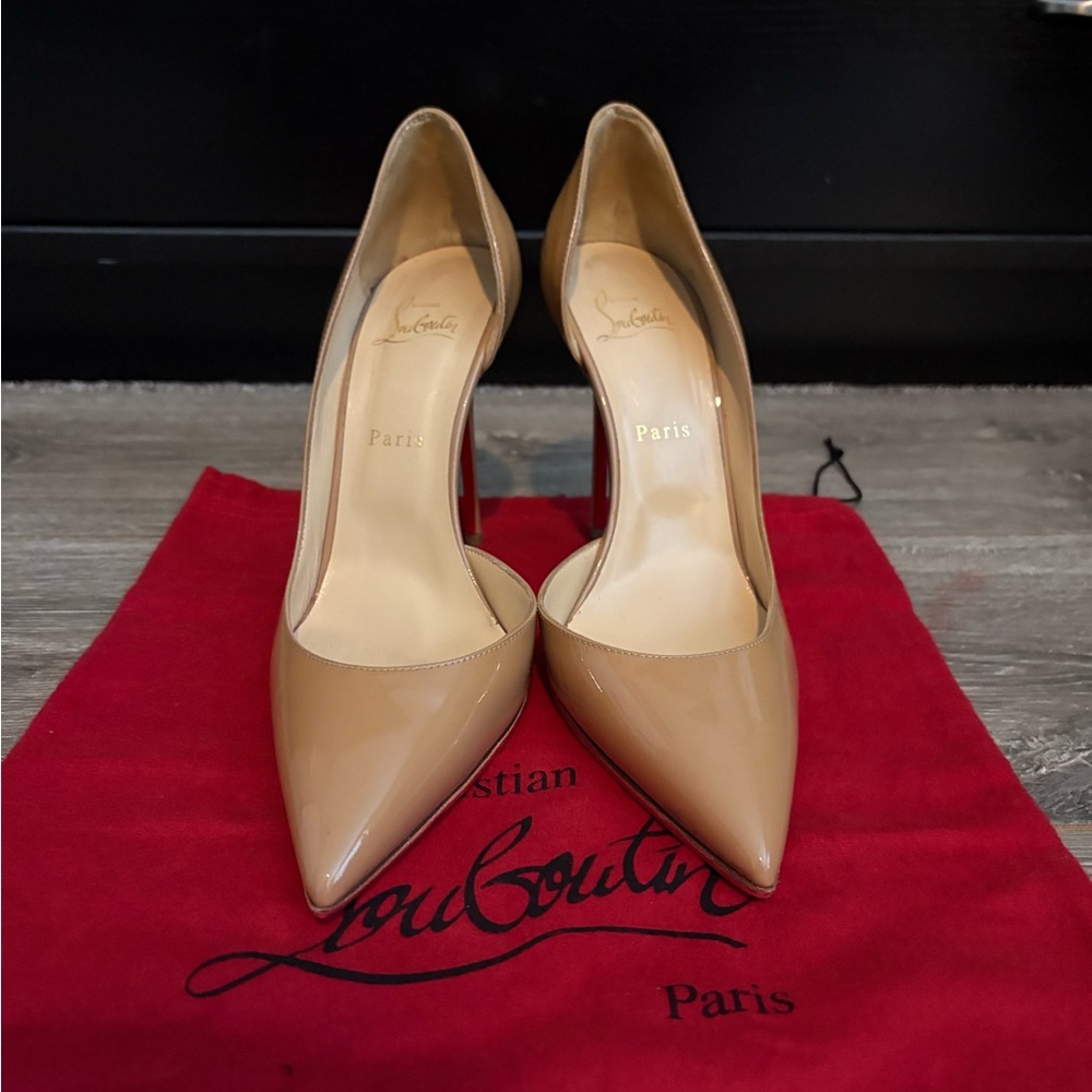 Christian Louboutin Nude Patent Pointed-Toe Iriza Pumps